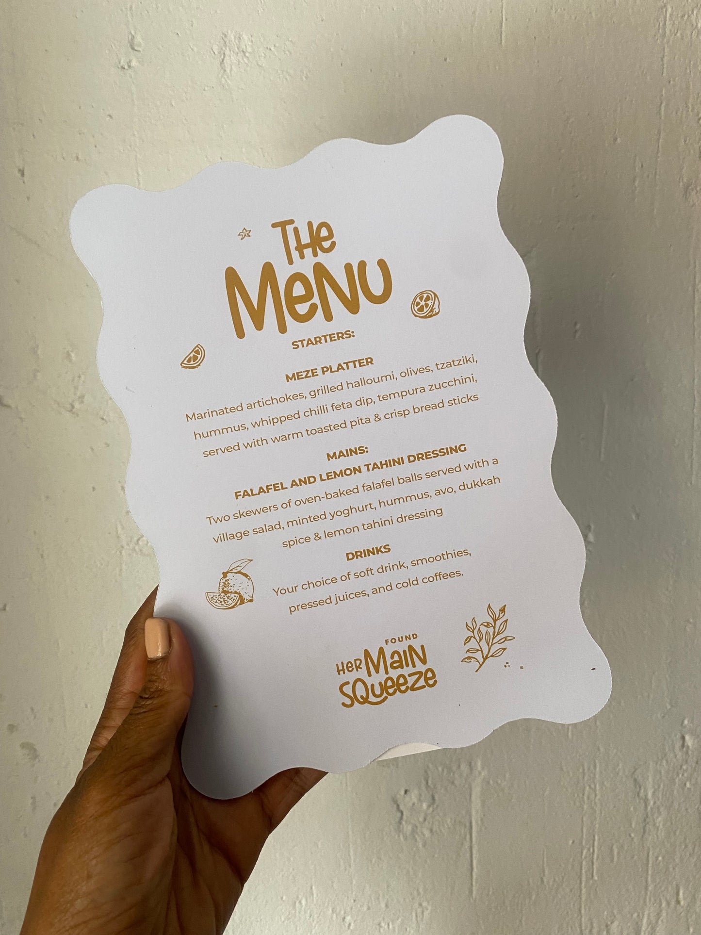Main Squeeze Scalloped Menu sign